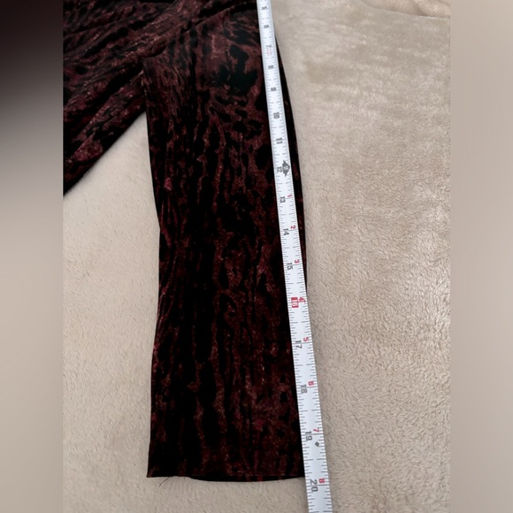 NWOT LAUREN RALPH LAUREN V NECK WRAP STYLE LONG SLEEVE BLACK/WINE DRESS SZ. 8 - Picture 12 of 13